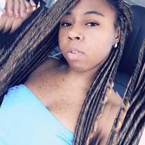 Meet your Posher, Kadashia